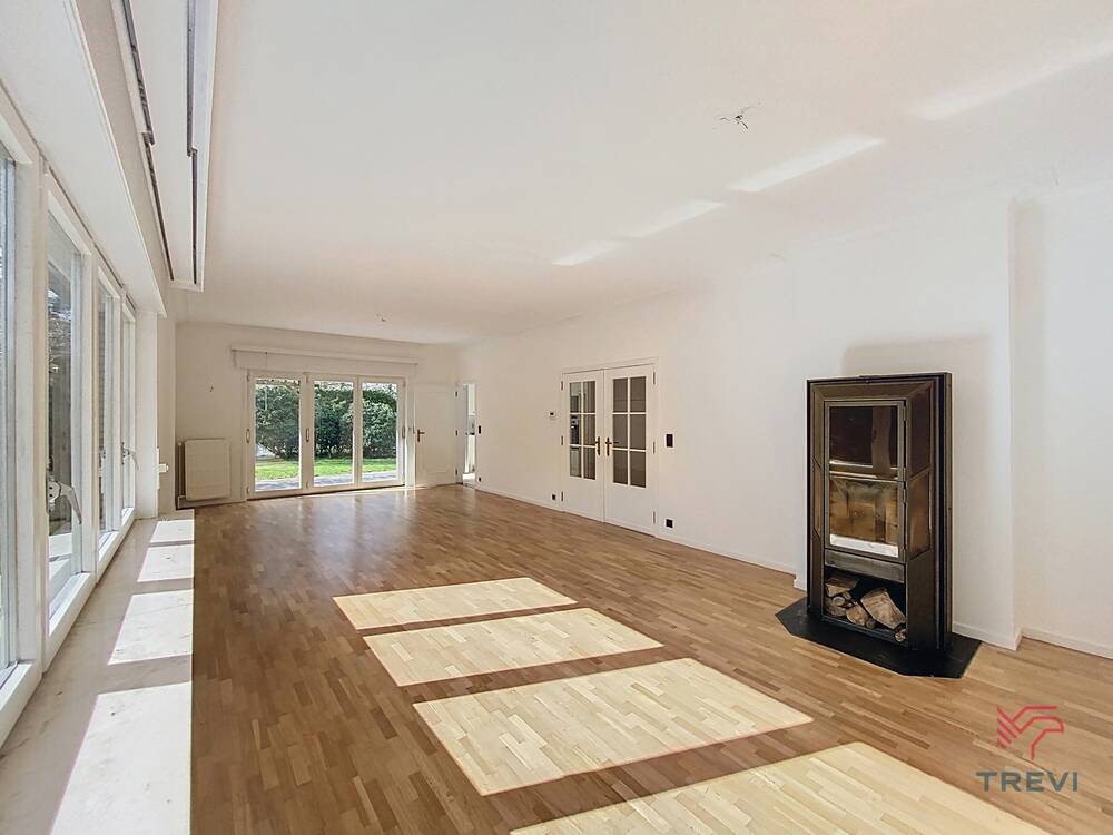 Maison à louer à Rhode-Saint-Genese 1640 2100.00€ 3 chambres 168.00m² - Annonce 458474