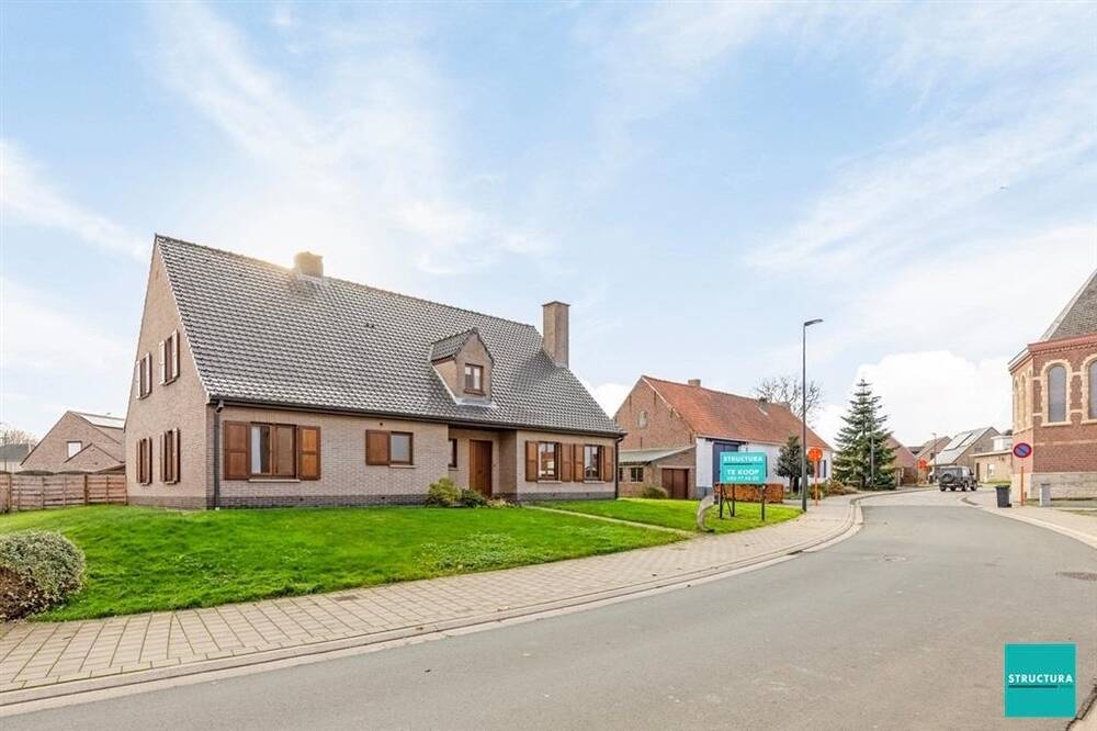 Villa te  in Moorsel 9310 638500.00€ 6 slaapkamers 247.00m² - Zoekertje 461542