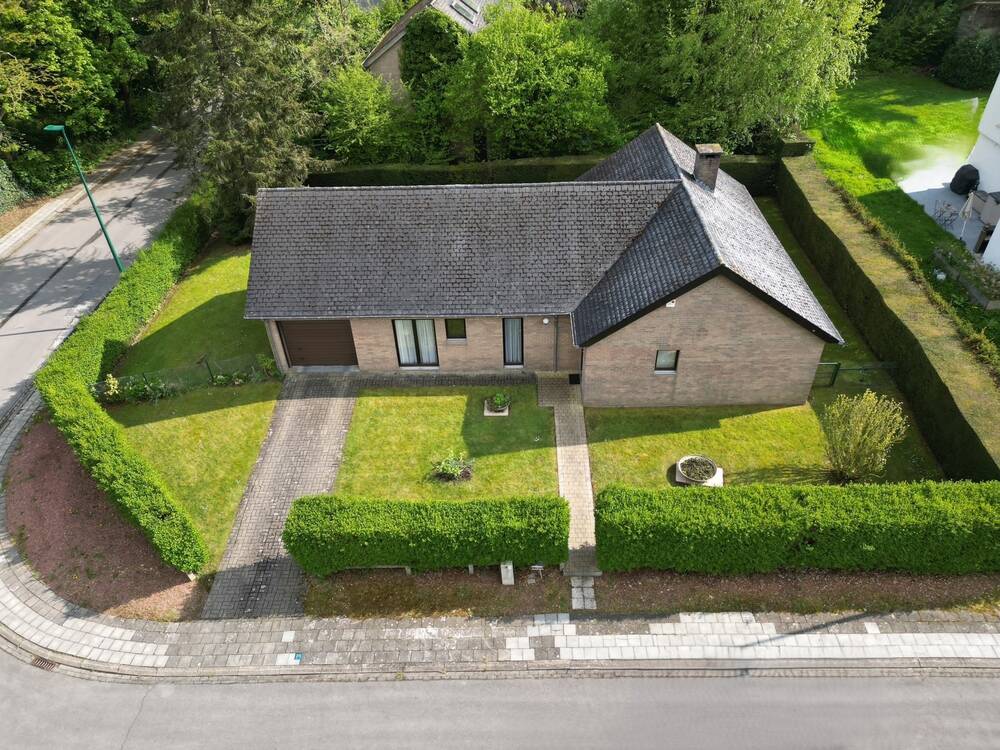 Bungalow te in Sint-Genesius-Rode 1640 475000.00€ 4 slaapkamers 166.00m² - Zoekertje 463182