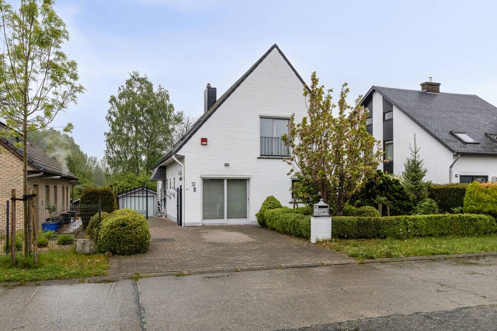 Villa te  in Dilbeek 1700 730000.00€ 3 slaapkamers 230.00m² - Zoekertje 463600