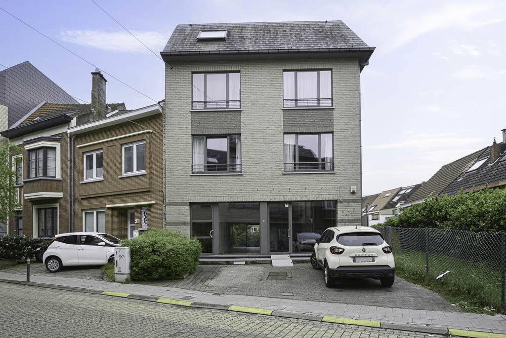 Commerce à louer à Kraainem 1950 3500.00€ chambres 116.00m² - Annonce 463578