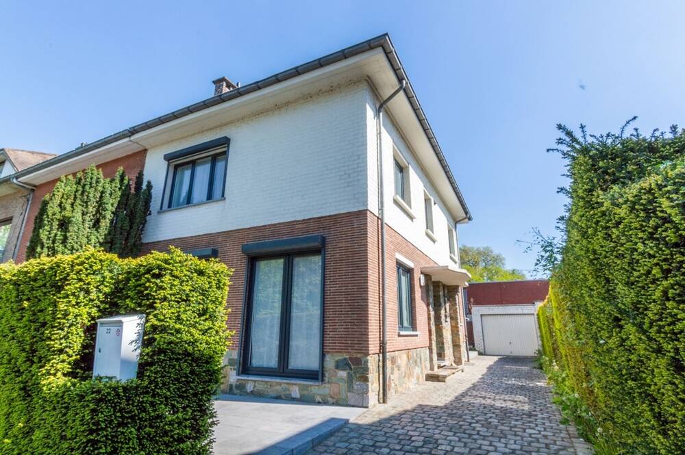 Maison à vendre à Halle 1500 429000.00€ 3 chambres m² - Annonce 469095