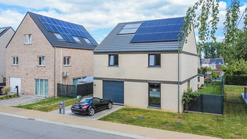 Villa te  koop in Buizingen 1501 595000.00€ 3 slaapkamers 210.00m² - Zoekertje 466198