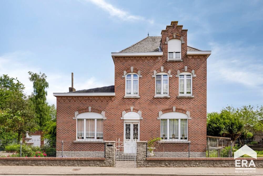 Huis te koop in Drieslinter 3350 335000.00€ 5 slaapkamers 214.00m² - Zoekertje 467534