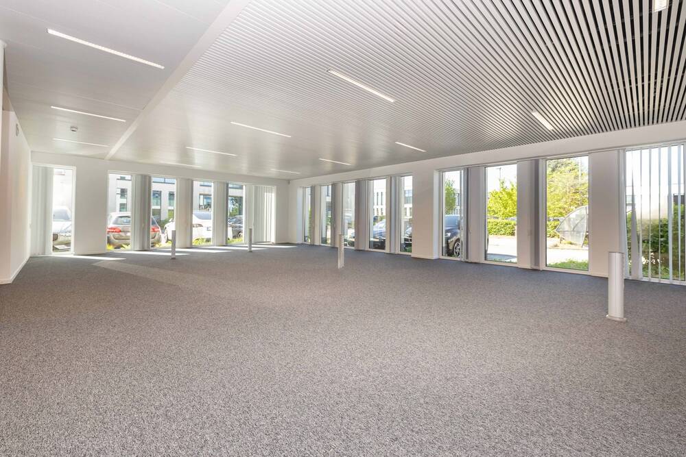 Commerce à louer à Zaventem 1930 3570.00€ chambres 306.00m² - Annonce 467899