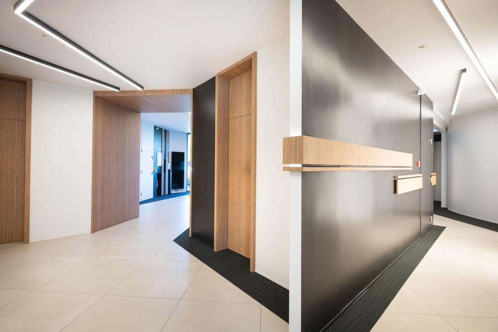 Commerce à louer à Zaventem 1930 4427.00€ chambres 425.00m² - Annonce 468091