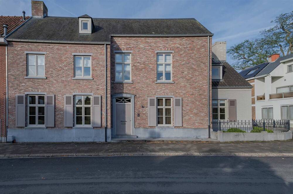 Huis te koop in Zemst 1980 799000.00€ 3 slaapkamers 250.00m² - Zoekertje 469394