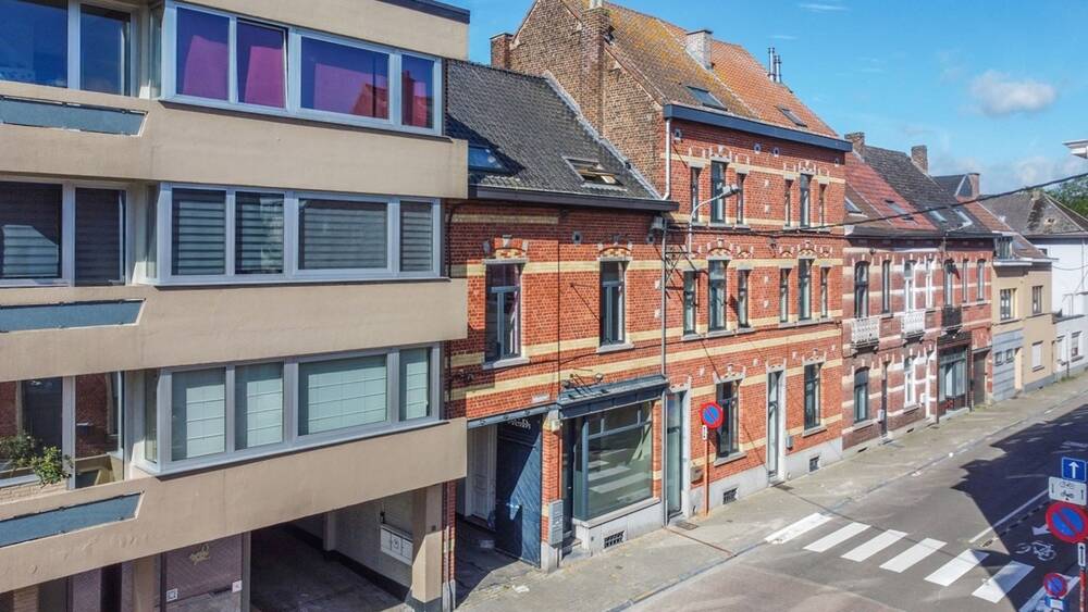 Immeuble de rapport - Immeuble à appartement à vendre à Halle 1500 525000.00€ chambres 260.00m² - Annonce 470698