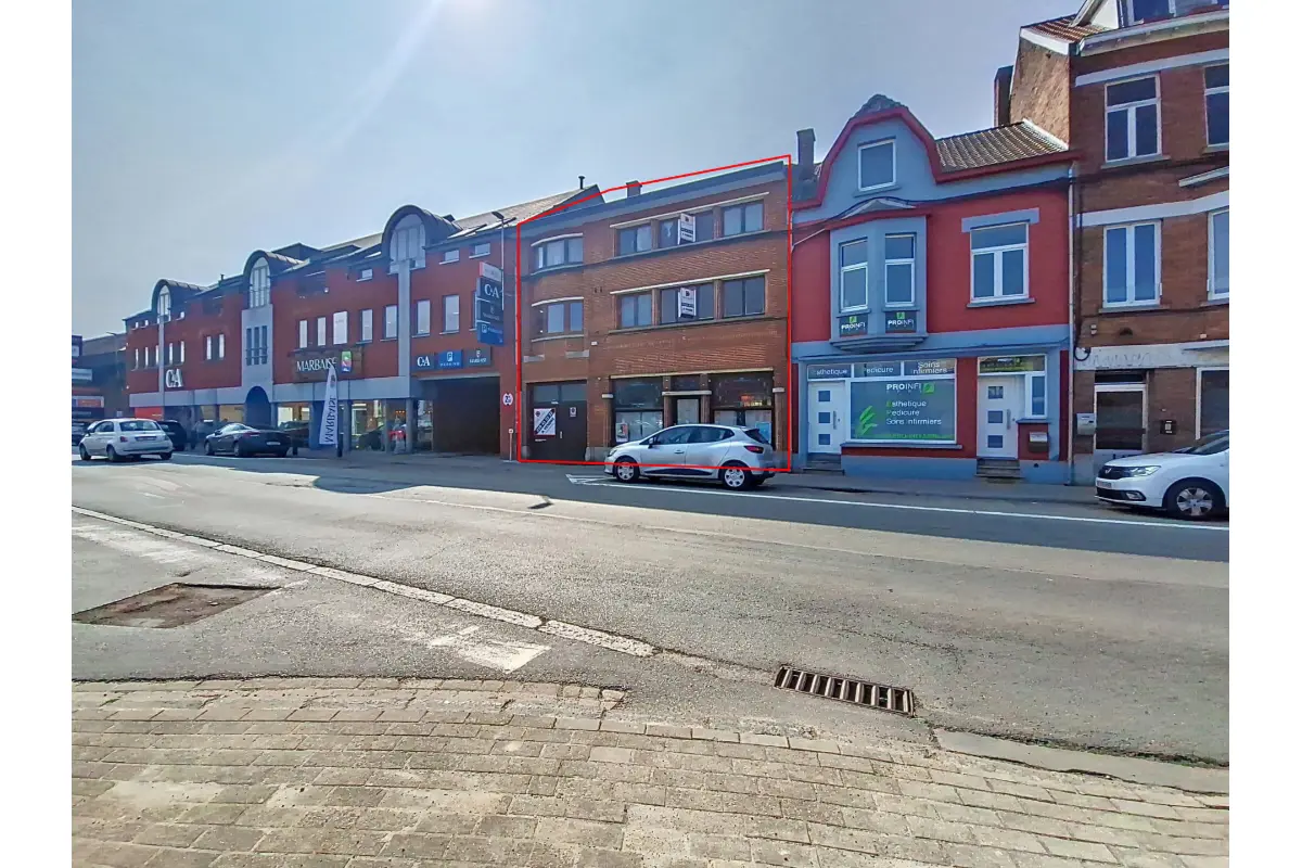 Maison à vendre à Wavre 1300 395000.00€ 4 chambres 365.00m² - Annonce 471819