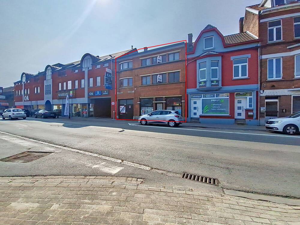 Maison à vendre à Wavre 1300 395000.00€ chambres 365.00m² - Annonce 471820