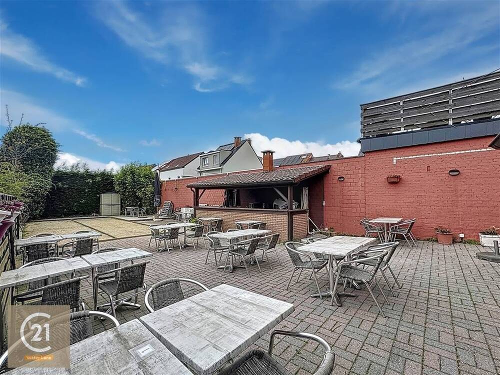 Handelszaak te koop in Waterloo 1410 530000.00€ 3 slaapkamers 260.00m² - Zoekertje 473603