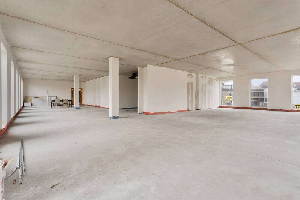 Handelszaak te koop in Sint-Pieters-Leeuw 1600 516081.60€ slaapkamers 359.00m² - Zoekertje 472194