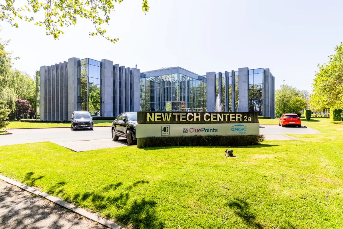 Commerce à louer à Louvain-la-Neuve 1348 7875.00€  chambres 700.00m² - Annonce 471363