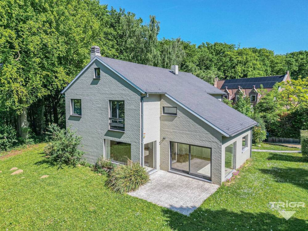 Maison à louer à Braine-l'Alleud 1420 2350.00€ 5 chambres 270.00m² - Annonce 472770