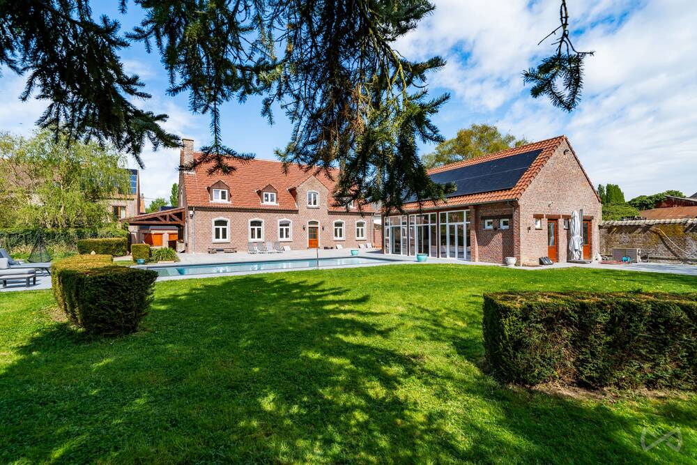 Maison à vendre à Jandrain-Jandrenouille 1350 999000.00€ 5 chambres 550.00m² - Annonce 474678