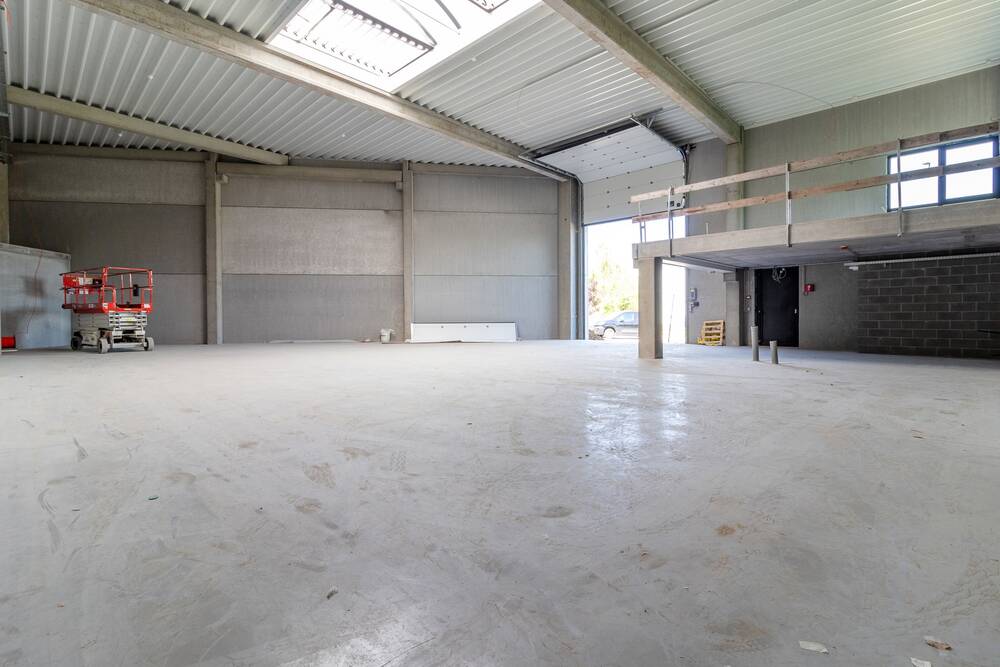 Commerce à louer à Nivelles 1400 2600.00€ chambres 326.00m² - Annonce 474412