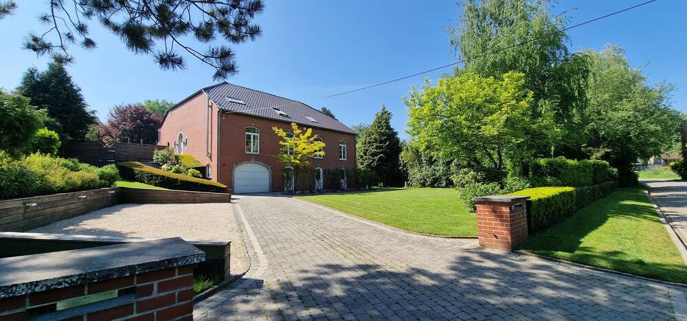Maison à vendre à Corroy-le-Grand 1325 1190000.00€ 7 chambres 450.00m² - Annonce 476371