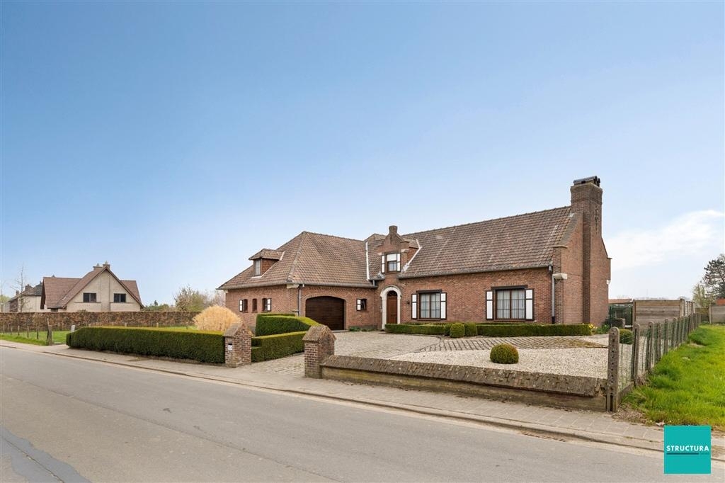 Maison à vendre à Merchtem 1785 695000.00€ 6 chambres 340.00m² - Annonce 477378