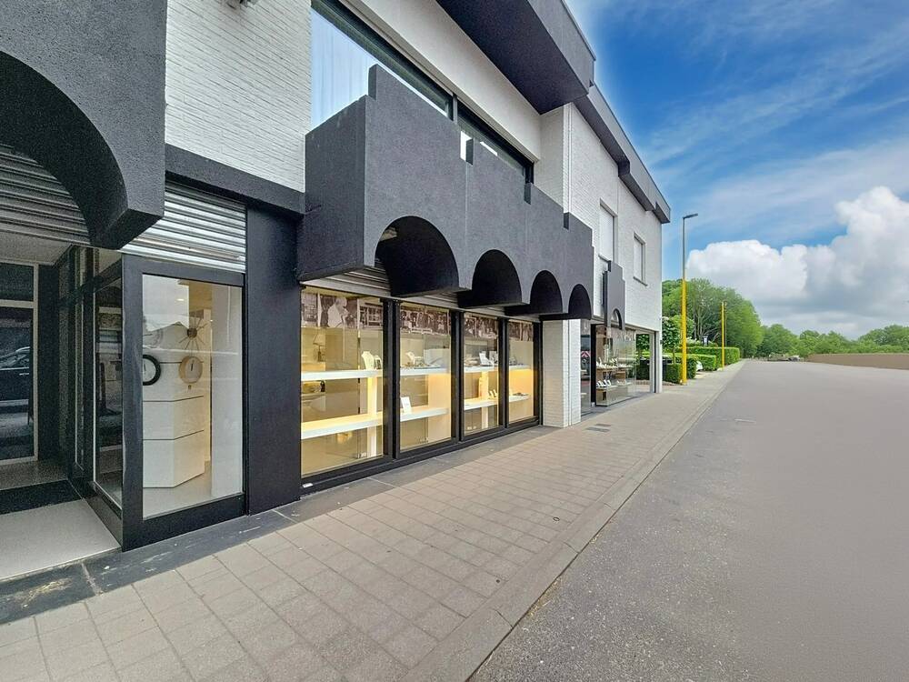 Handelszaak te  huur in Humbeek 1851 1995.00€  slaapkamers 165.00m² - Zoekertje 477749
