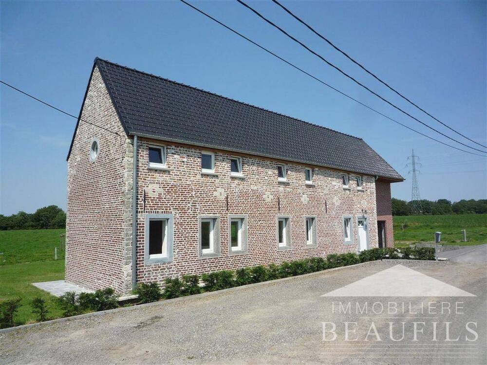 Maison à louer à Nivelles 1400 1420.00€ 4 chambres 256.00m² - Annonce 477847