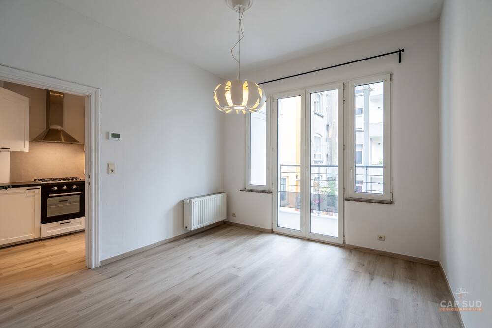 Appartement te in Etterbeek 1040 1000.00€ 1 slaapkamers 60.00m² - Zoekertje 478956