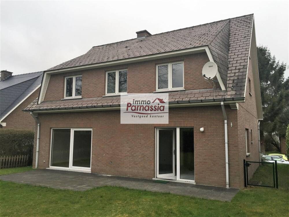 Huis te huur in Tervuren 3080 2400.00€ 6 slaapkamers 240.00m² - Zoekertje 480324