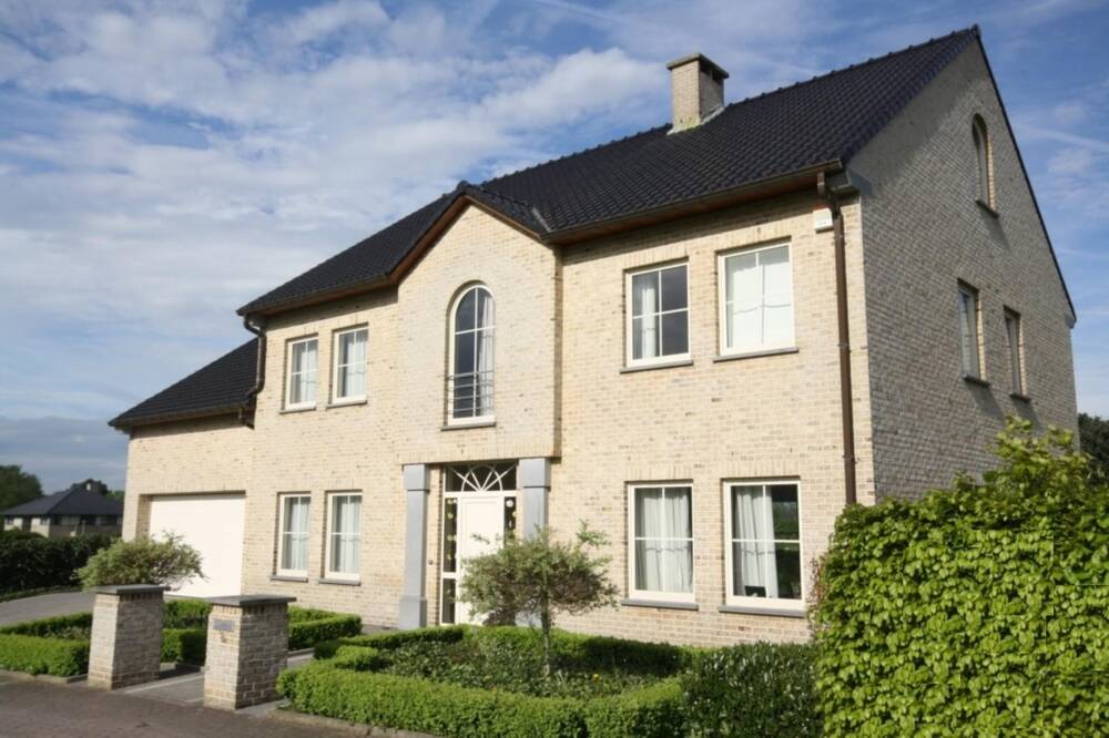 Maison à louer à Hoeilaart 1560 3200.00€ 6 chambres 463.00m² - Annonce 479203