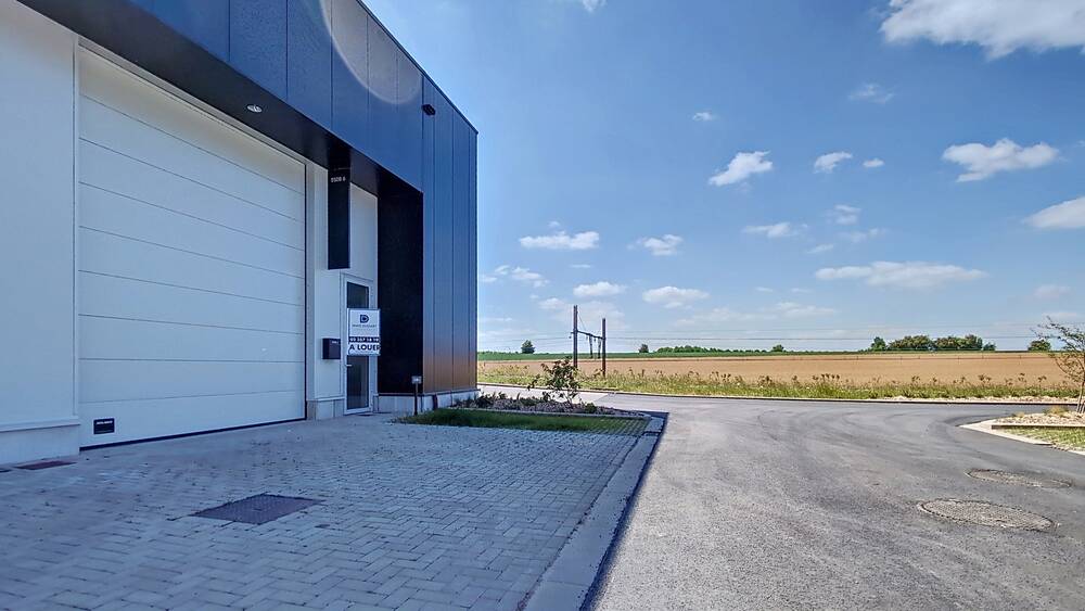 Commerce à louer à Braine-l'Alleud 1420 1500.00€  chambres 188.00m² - Annonce 479835