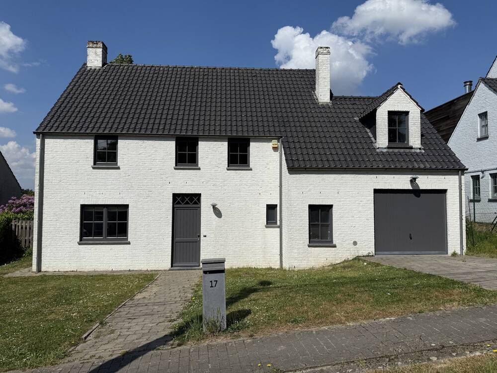 Maison à louer à Braine-le-Château 1440 1850.00€ 5 chambres 220.00m² - Annonce 480079