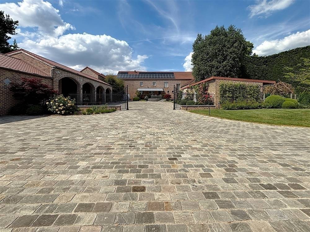 Maison à vendre à Jodoigne 1370 2100000.00€ 6 chambres 877.00m² - Annonce 479504