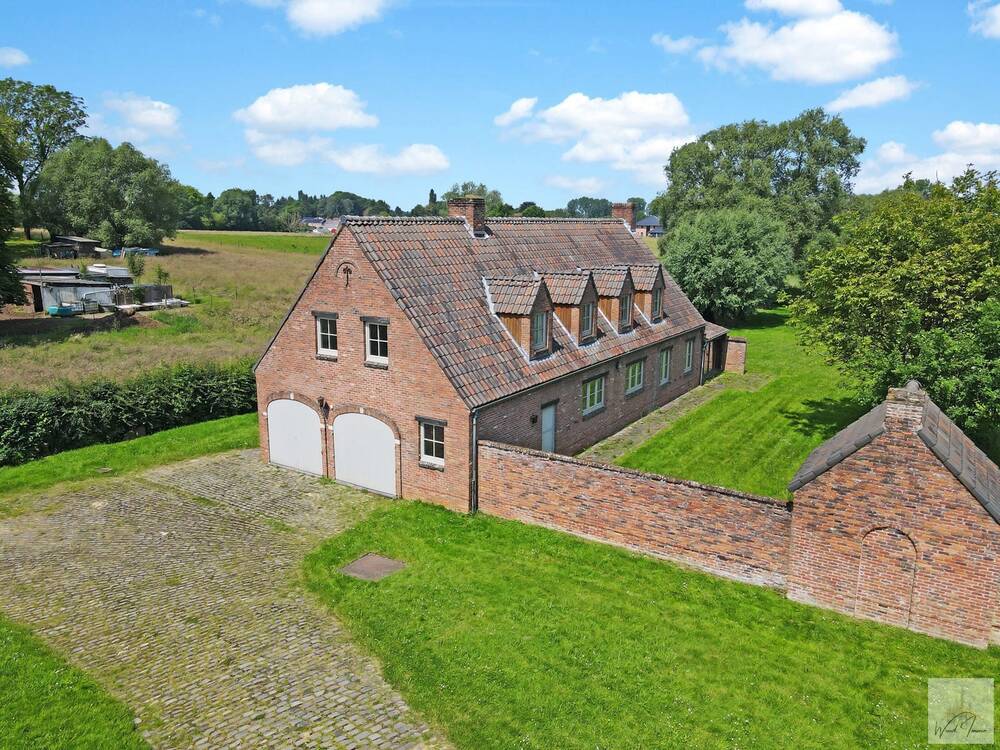 Maison à vendre à Nil-Saint-Vincent-Saint-Martin 1457 499000.00€ 4 chambres 232.06m² - Annonce 481155