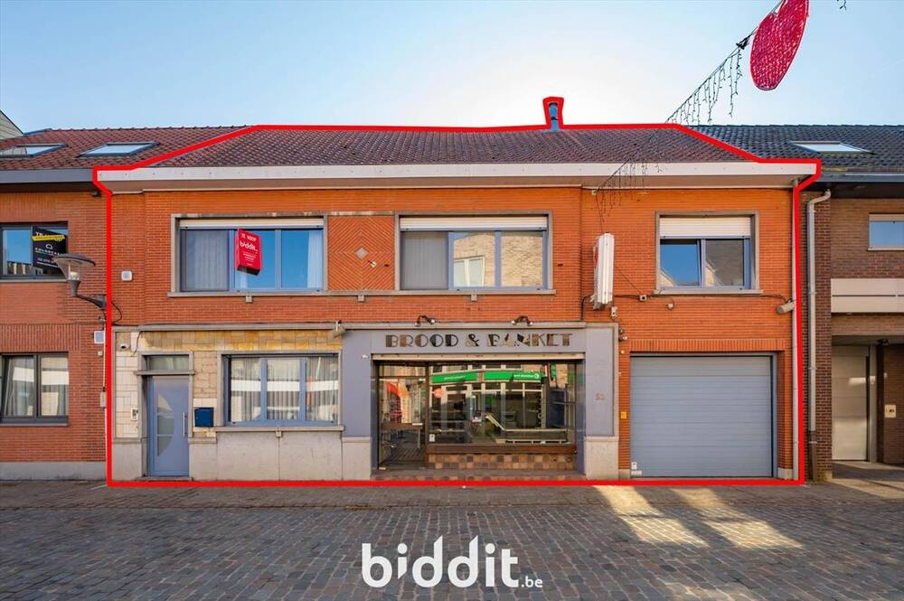 Mixgebouw te  koop in Steenhuffel 1840 220000.00€  slaapkamers m² - Zoekertje 481125