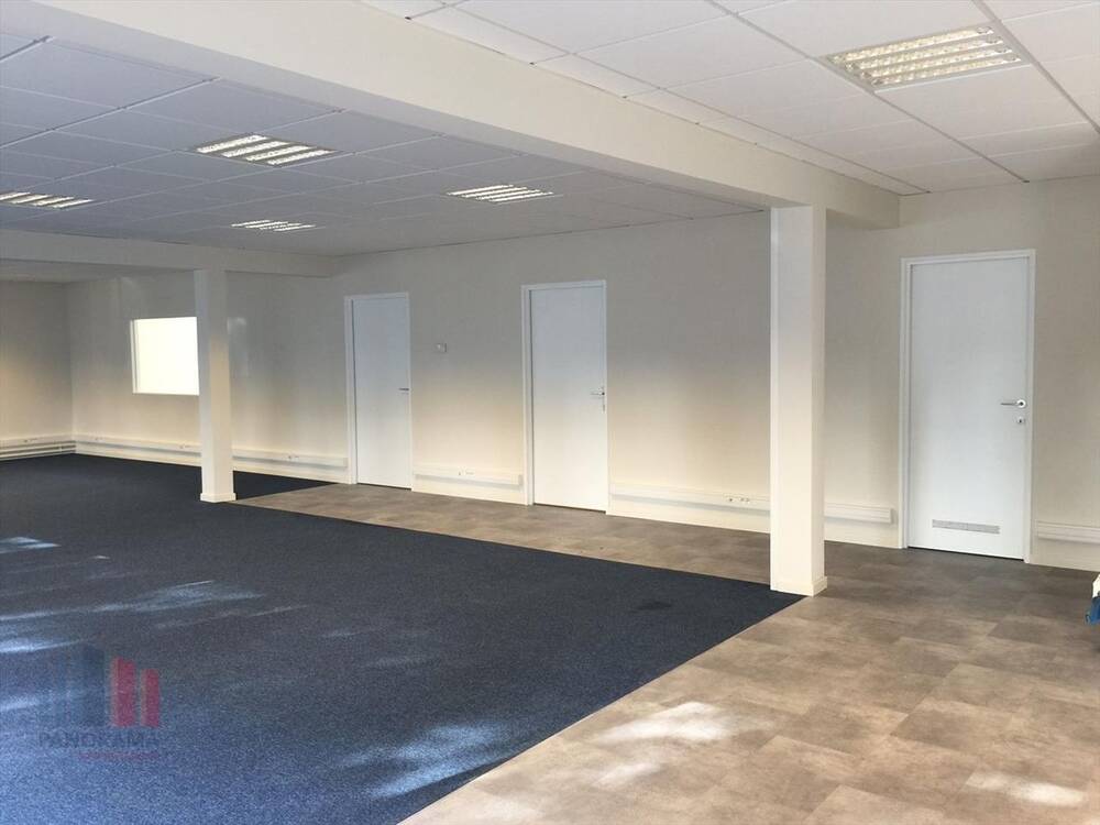 Commerce à louer à Zaventem 1930 3299.00€ chambres 360.00m² - Annonce 481330