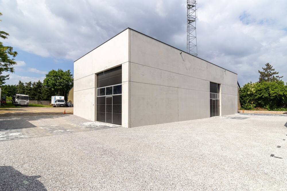 Handelszaak te huur in Bierges 1301 1800.00€ slaapkamers 208.00m² - Zoekertje 483188