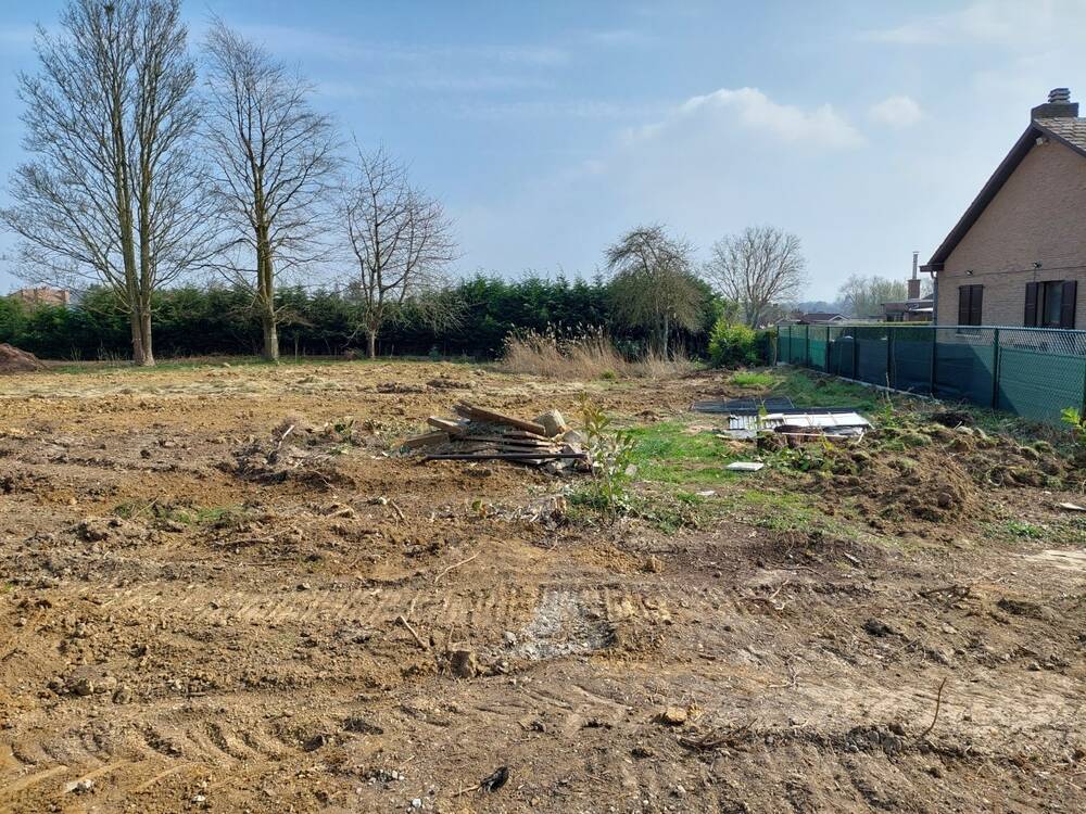 Grond te koop in Tienen 3300 130000.00€ slaapkamers m² - Zoekertje 484119