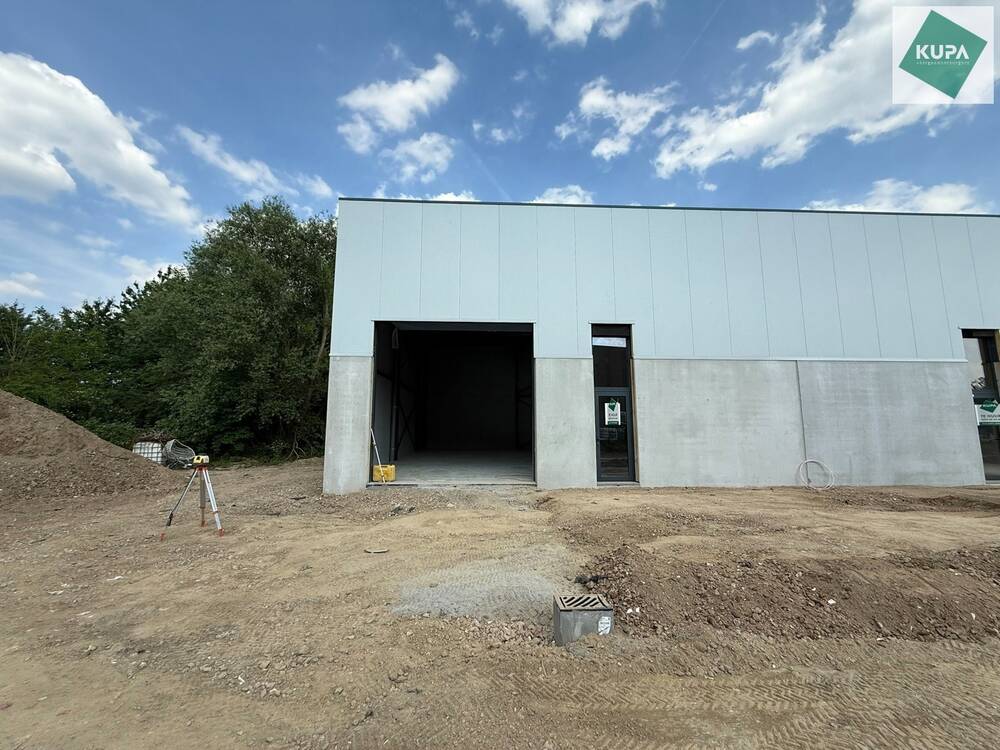 Handelszaak te huur in Hal 1500 1200.00€ slaapkamers 180.00m² - Zoekertje 484722