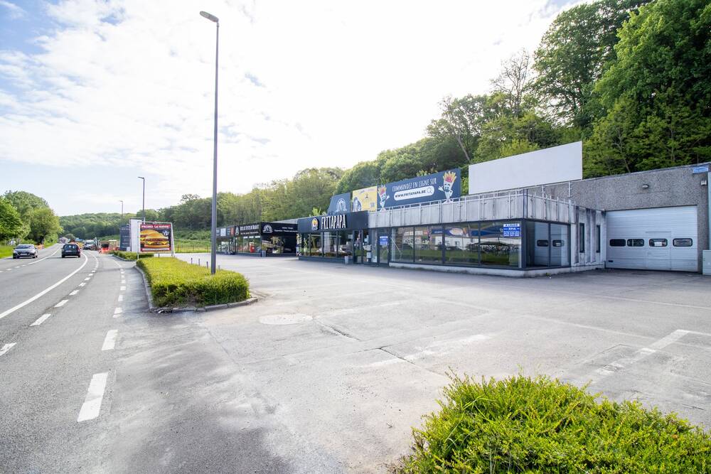 Handelszaak te huur in Waver 1300 4000.00€ slaapkamers 400.00m² - Zoekertje 485404