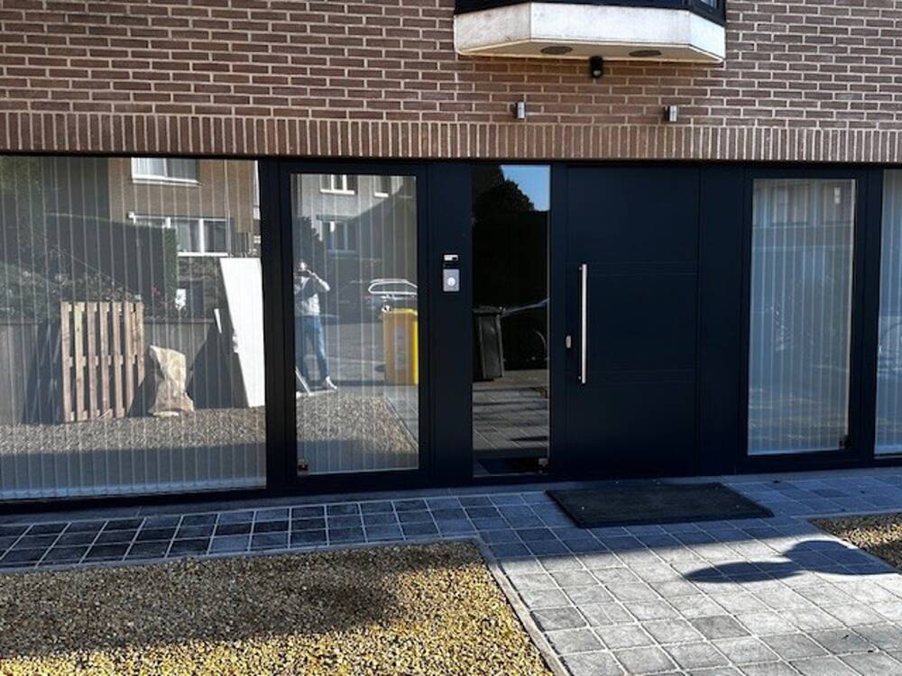 Commerce à louer à Waterloo 1410 1750.00€ chambres 70.00m² - Annonce 487828