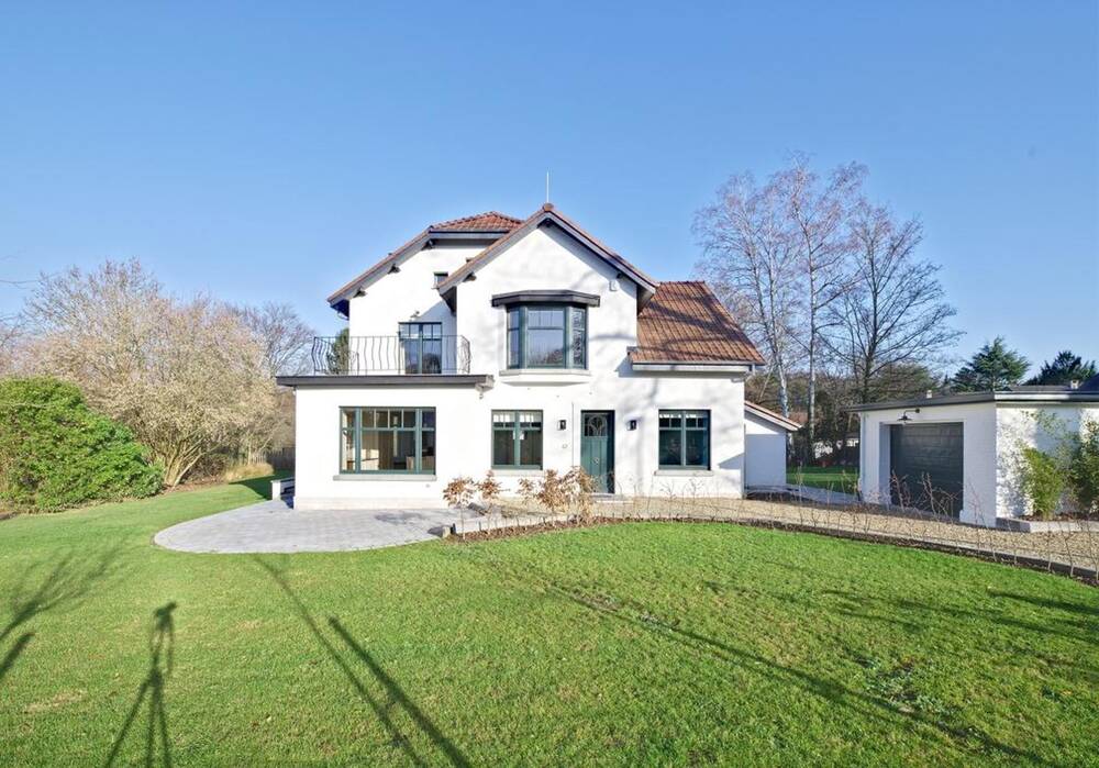 Maison à louer à Rhode-Saint-Genese 1640 4250.00€ 4 chambres 310.00m² - Annonce 487544