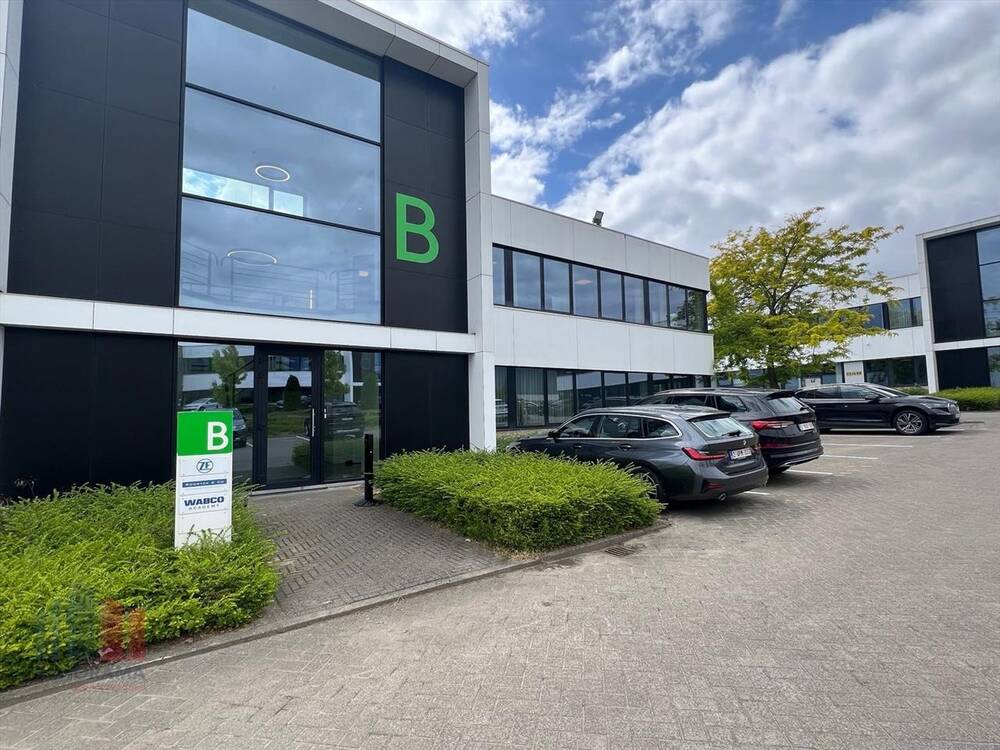 Commerce à louer à Grand-Bigard 1702 4551.00€ chambres 485.00m² - Annonce 487881