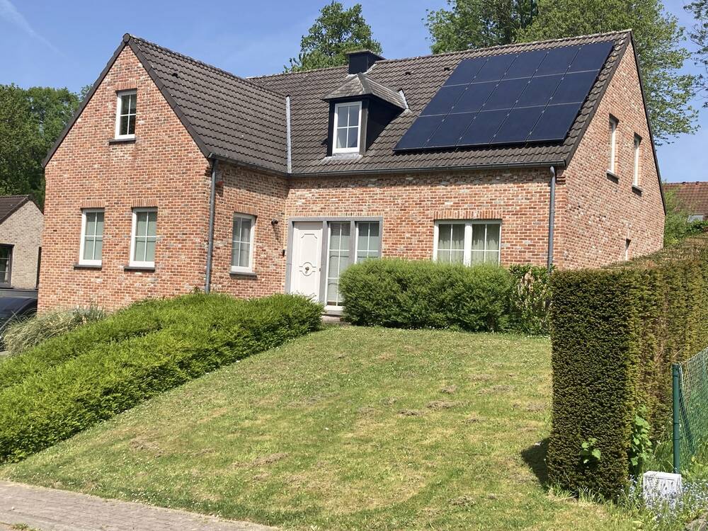Maison à louer à Wavre 1300 2500.00€ 5 chambres 230.00m² - Annonce 489148