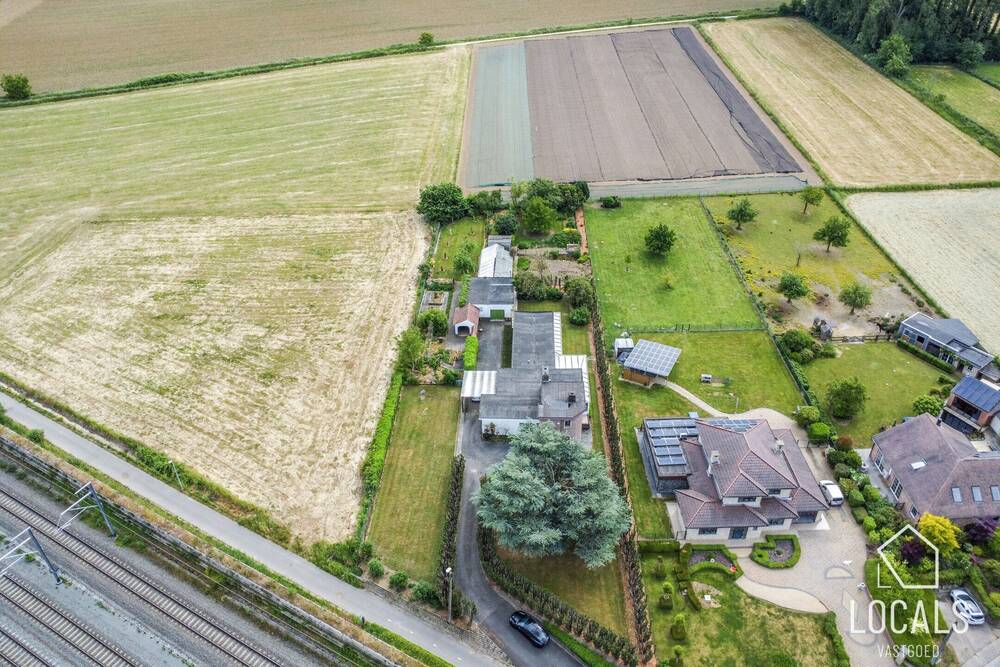 Huis te  koop in Wambeek 1741 470000.00€ 5 slaapkamers 264.00m² - Zoekertje 490946