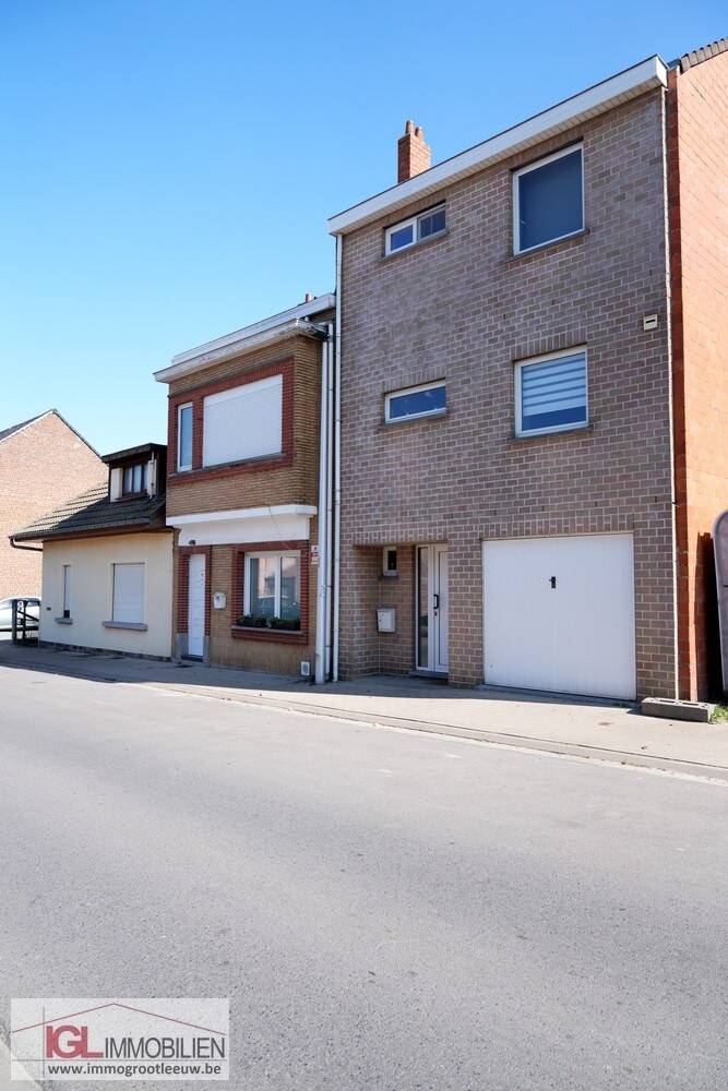 Huis te koop in Sint-Pieters-Leeuw 1600 429000.00€ 4 slaapkamers 154.00m² - Zoekertje 492499