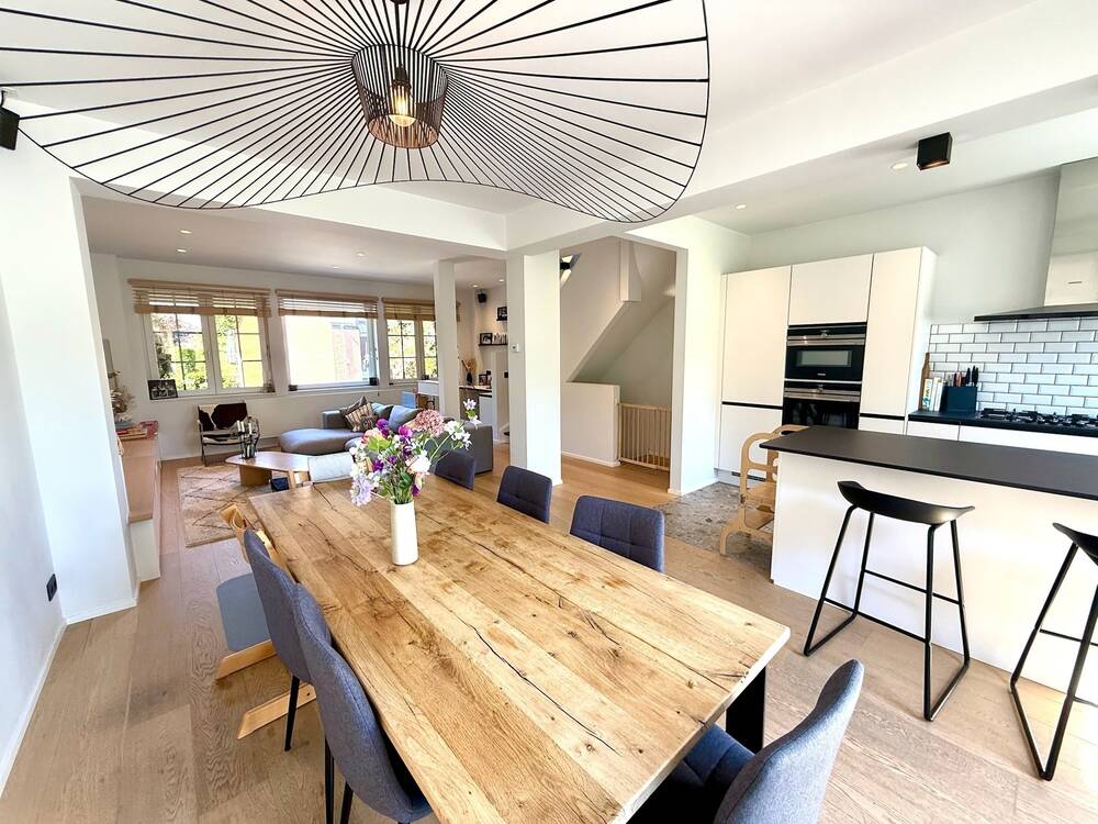 Huis te koop in Sint-Genesius-Rode 1640 695000.00€ 3 slaapkamers 219.00m² - Zoekertje 504180