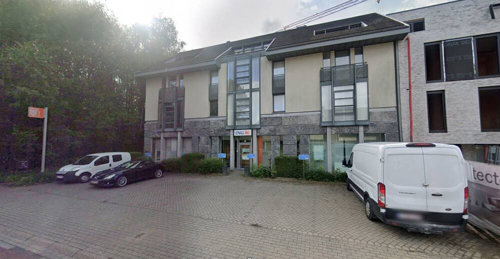 Commerce à louer à Rhode-Saint-Genese 1640 7000.00€ chambres 413.00m² - Annonce 505105