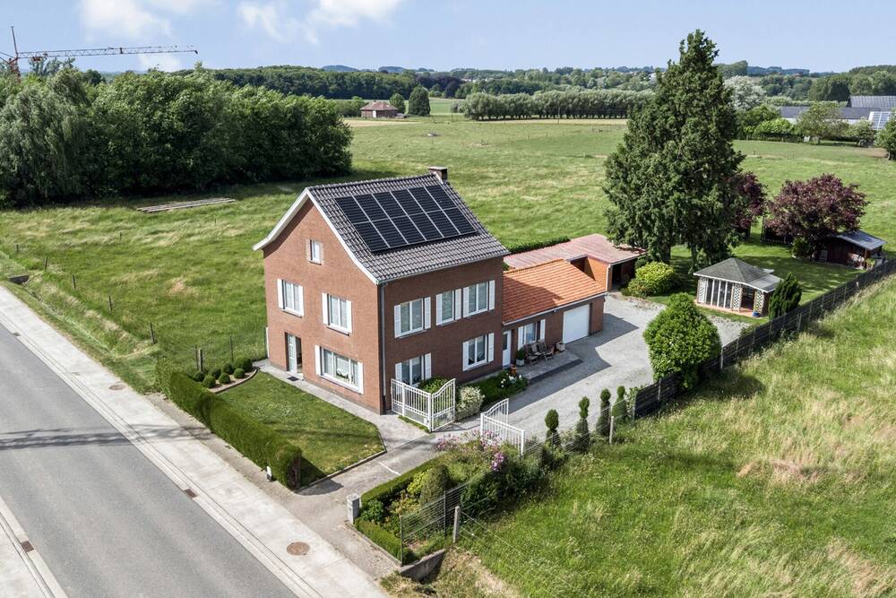 Huis te koop in Herfelingen 1540 469000.00€ 4 slaapkamers 240.00m² - Zoekertje 504541