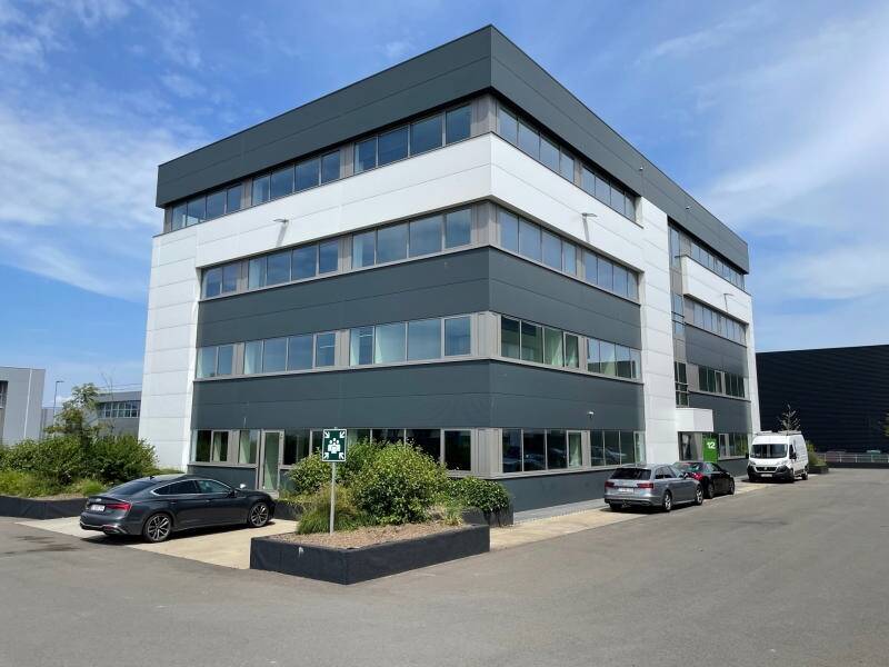 Commerce à à Mont-Saint-Guibert 1435 945.00€ chambres m² - Annonce 503533