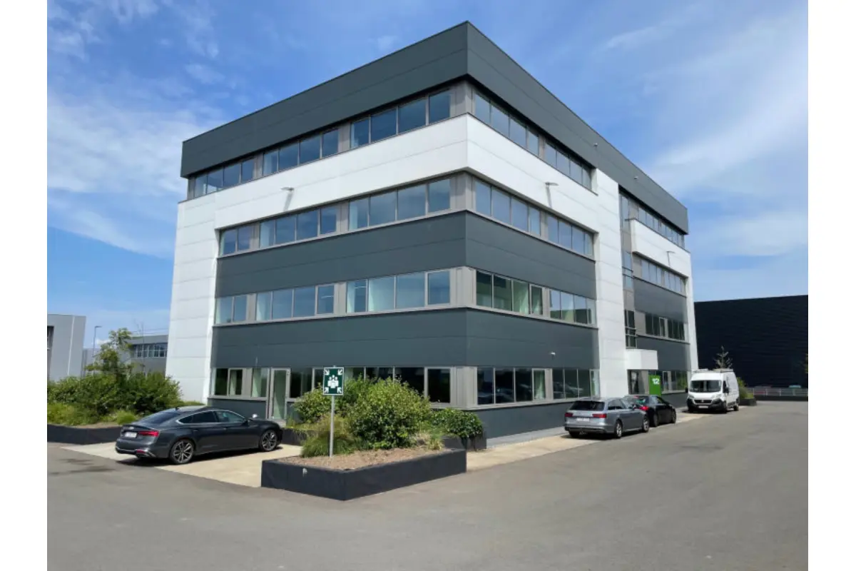 Handelszaak te  huur in Mont-Saint-Guibert 1435 445.00€  slaapkamers m² - Zoekertje 503528