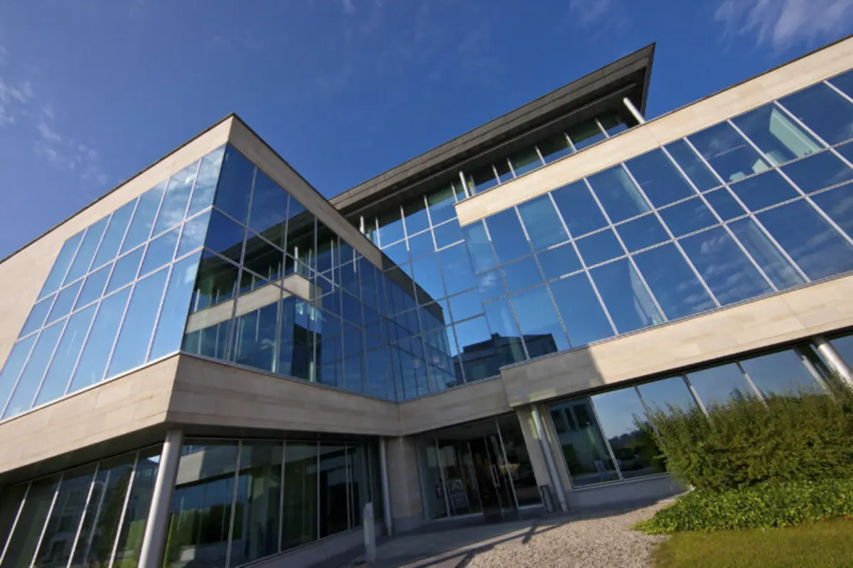 Handelszaak te  huur in Eigenbrakel 1420 970.00€  slaapkamers m² - Zoekertje 503535