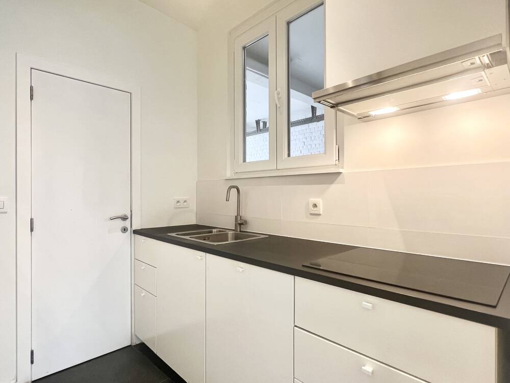 Studio à à Ixelles 1050 690.00€ 0 chambres 23.00m² - Annonce 503321